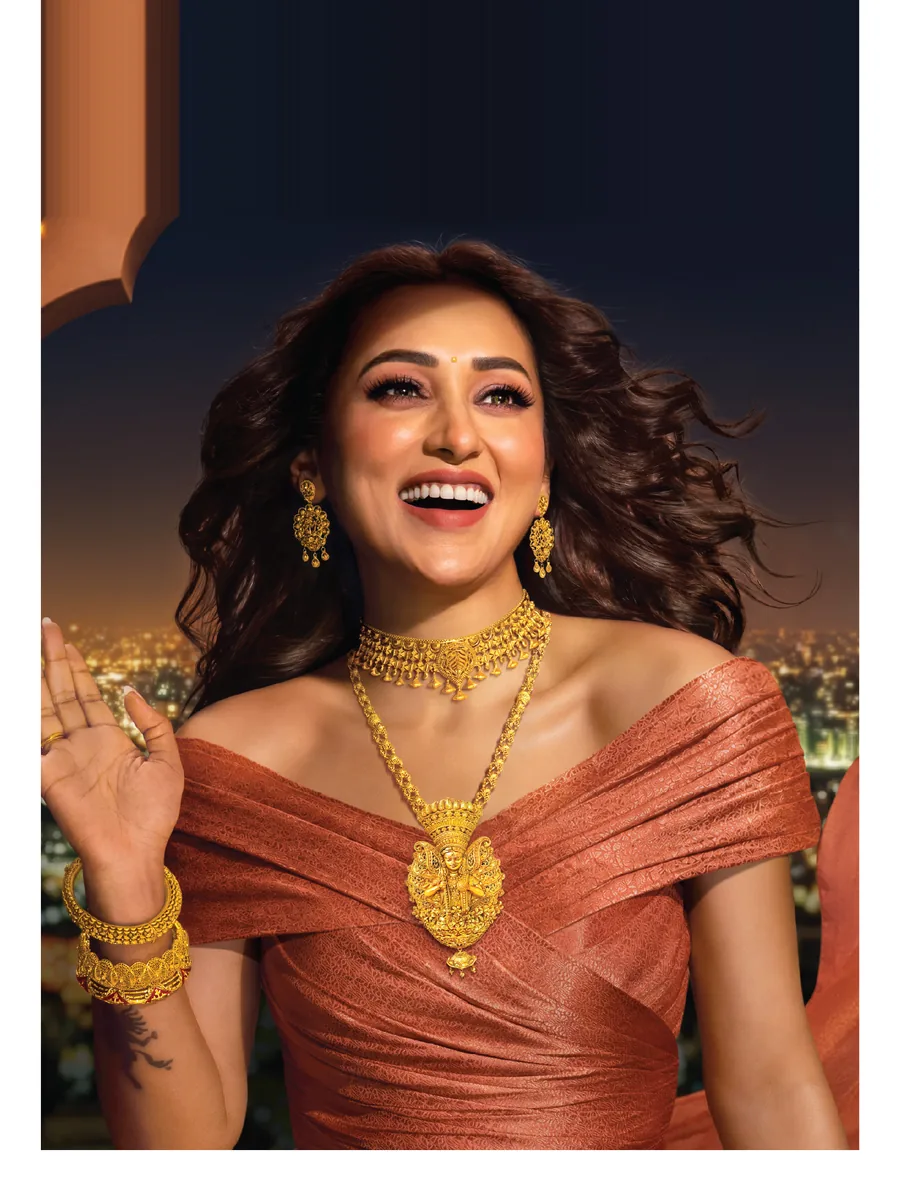 Aagomon Pujo collection look, the deck's Dreamlist model