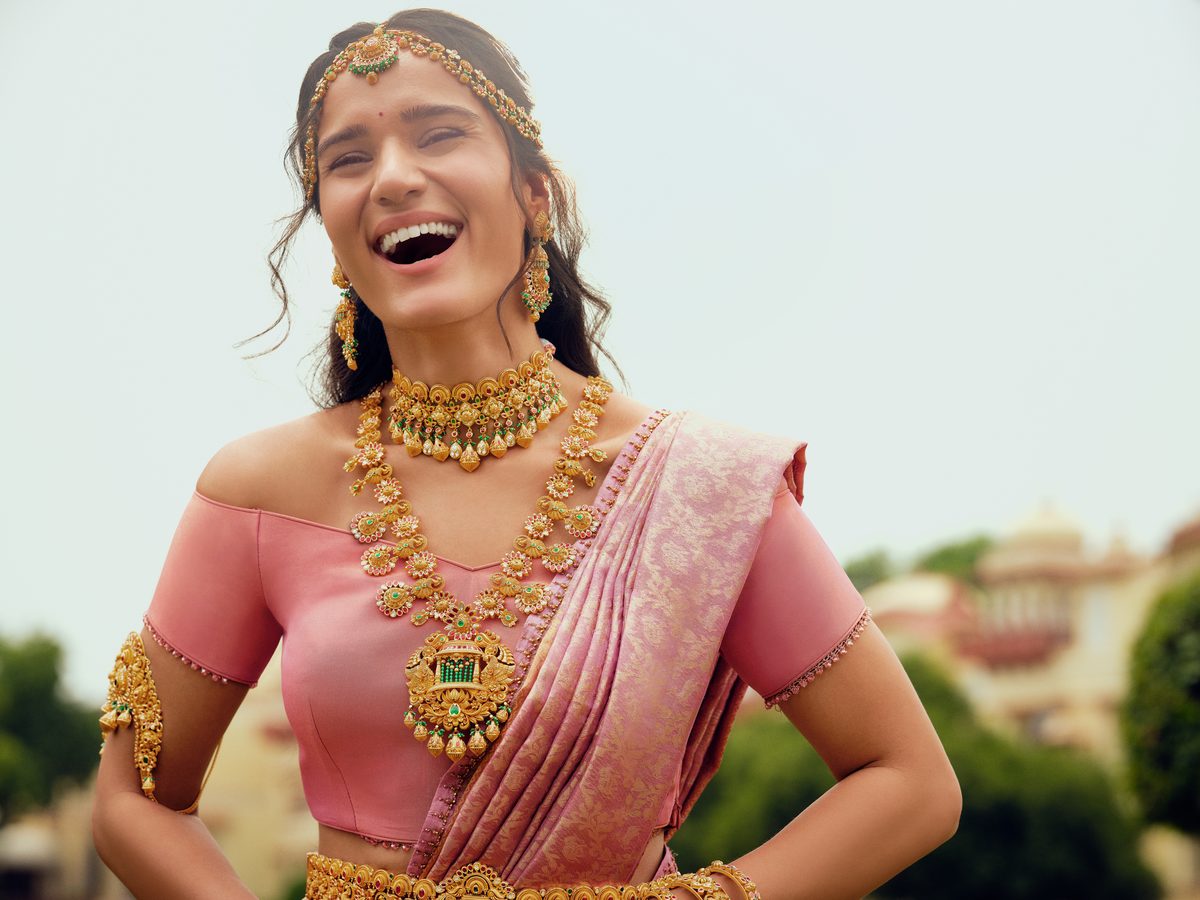 Bride in pink and gold