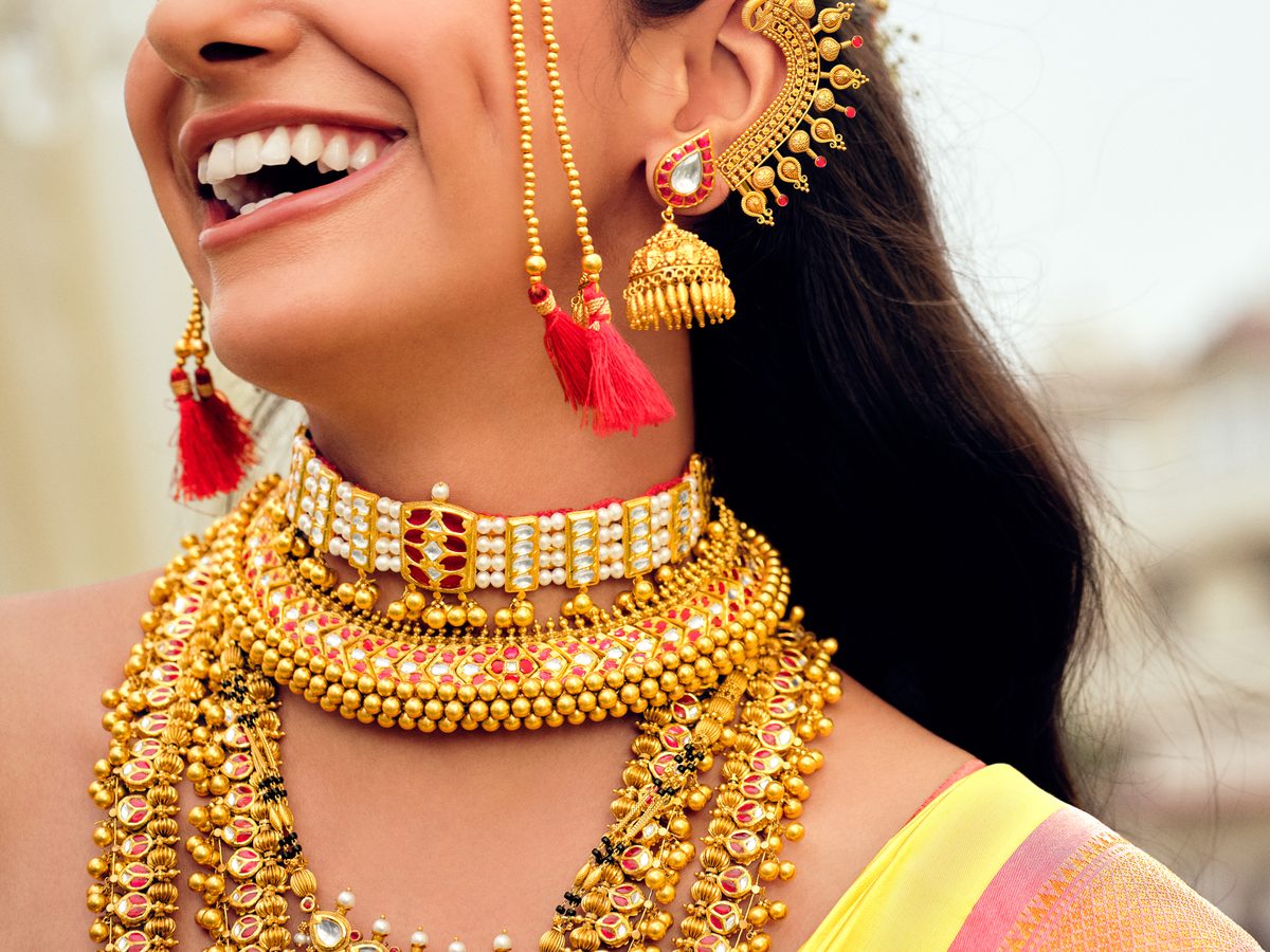 Bridal gold close-up